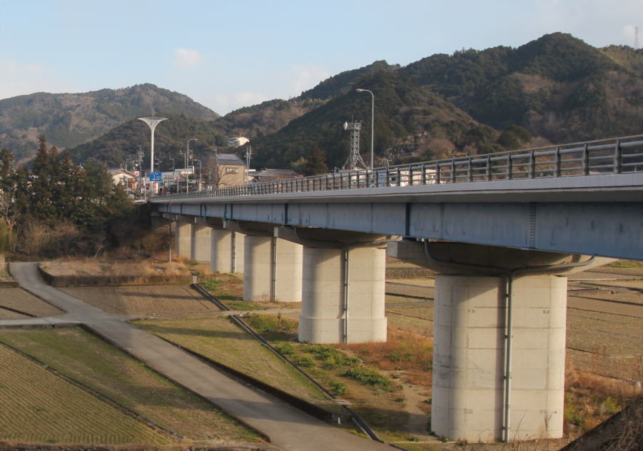 坂折川橋